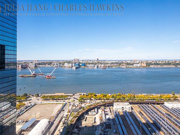 3rd image of 15 Hudson Yards #25E