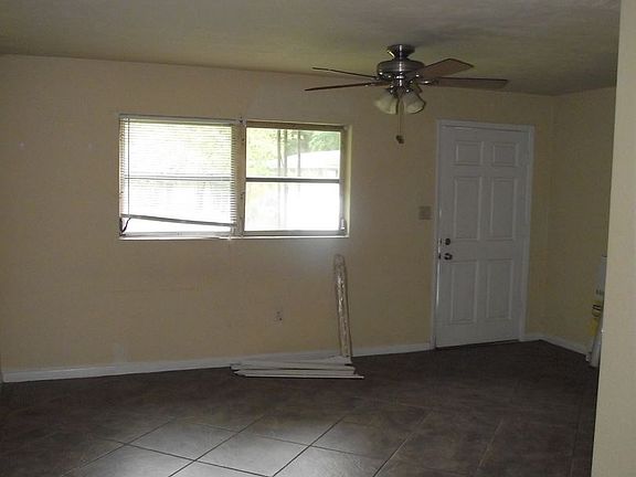 3rd image of 709 NW 19th Ave