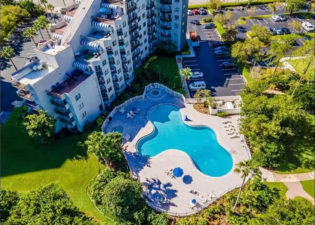 1 bed, 1.0 bath, 408 sqft, $1,660 — Photo 1