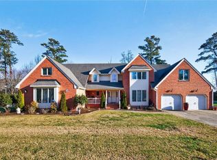 9327 Rivershore Dr, Suffolk, VA 23433