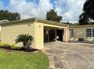 9514 Skyline Dr, Houston, TX 77063