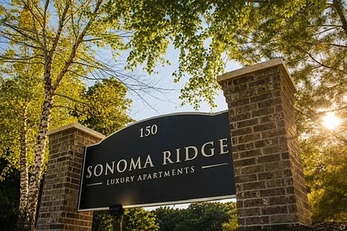 Sonoma Ridge Luxury Apartments Photo 1