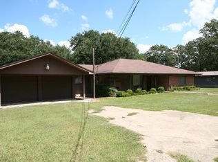 3307 Oakwood Dr, Lufkin, TX 75901