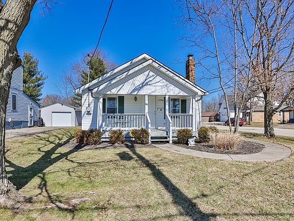 2nd image of 4940 Fairview Ave