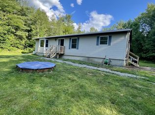 371 North Rd, Newburgh, ME 04444