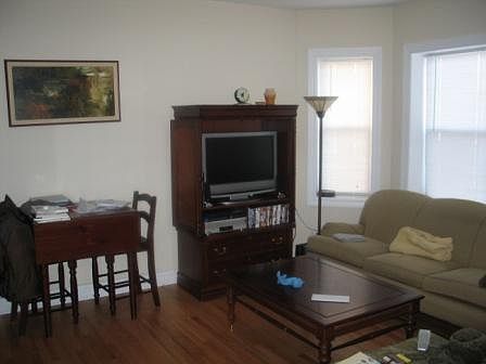 3rd image of 2041 N Kimball Ave #2CC