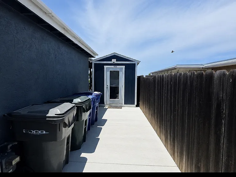 598 Tam O Shanter Dr — Photo 26