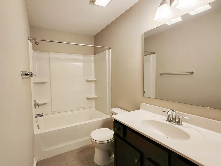 4925 Grace View Dr — Photo 15