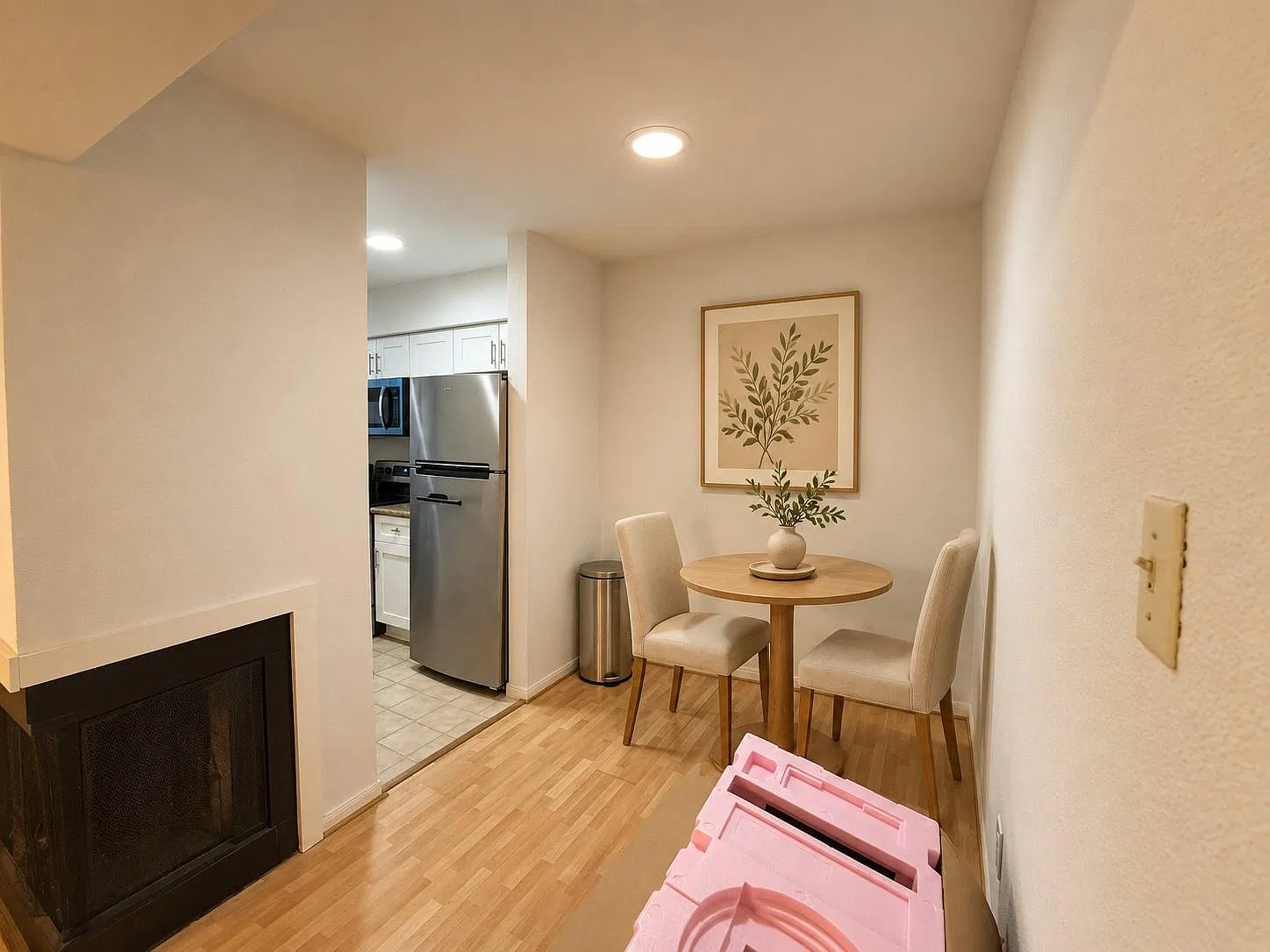 2 bed, 2.0 bath, 888 sqft, $1,600 — Photo 4