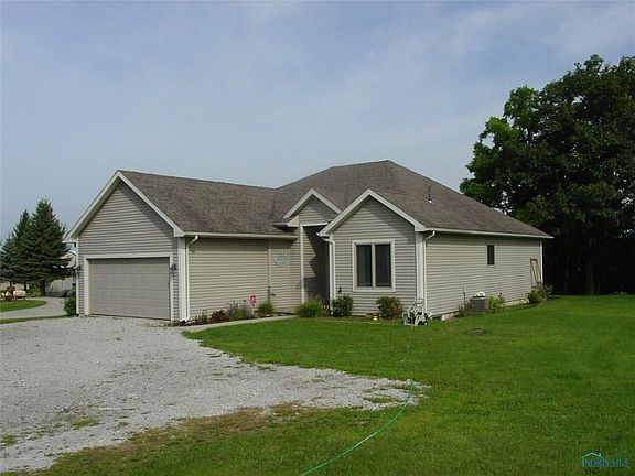 3rd image of 780 Seneca Dr