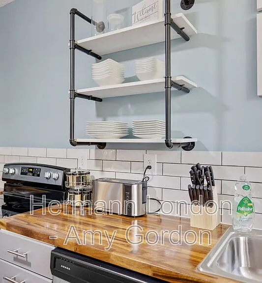 6024 Dewey Ave — Photo 10
