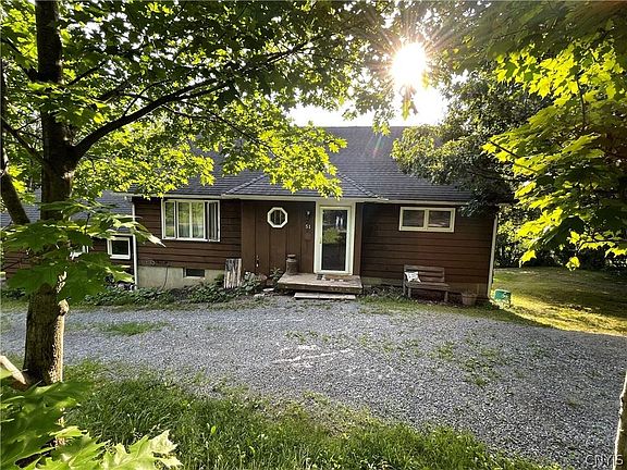 2nd image of 51 North St