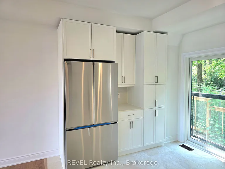 15 Lake St #2 — Photo 27