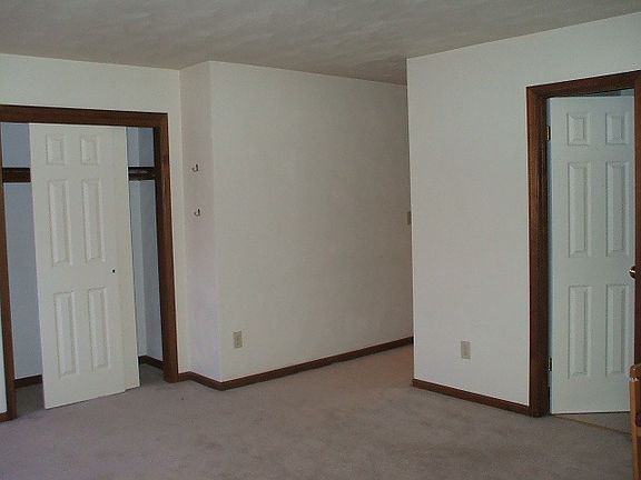 5th image of 1525 Brenland Cir