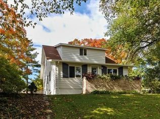 3324 Navarre Ln, Wayzata, MN 55391