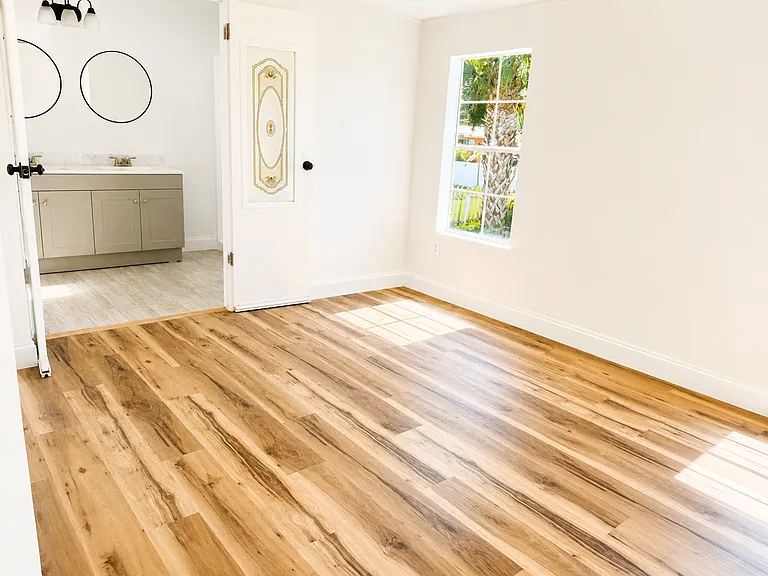 1565 Seneca Dr — Photo 13