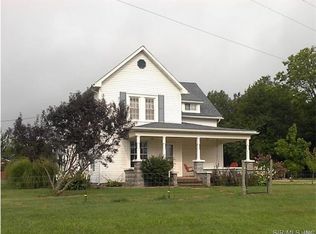 877 Mulberry Grove Rd, Mulberry Grove, IL 62262