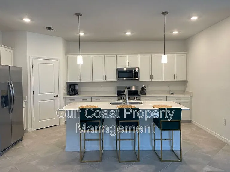 11308 Pinot Dr — Photo 6