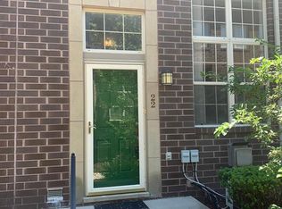 22 Georgetown Ct #84, Dearborn, MI 48126