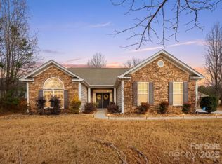 11624 Dunham Dr, Matthews, NC 28105