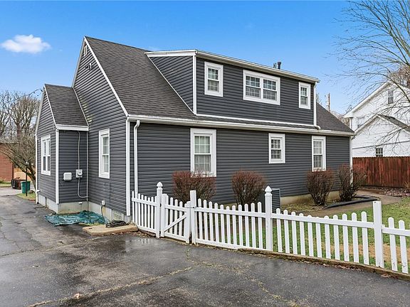 5th image of 1477 S Central Dr