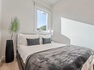 5837B W 88th St #5837B, Los Angeles, CA 90045