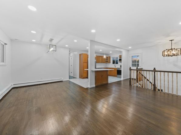 (undisclosed Address)