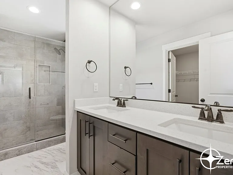 4326 NE 182nd St — Photo 28