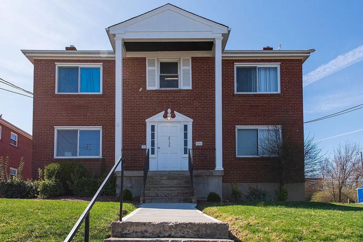 Building Photo - 2739llc- W. North Bend Rd 2739