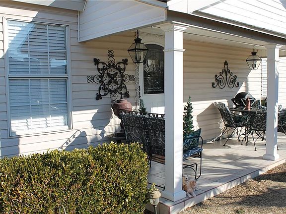 2nd image of 310 W Trammell Ave