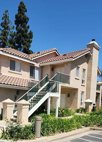 272 Augustine Way #B Photo 1