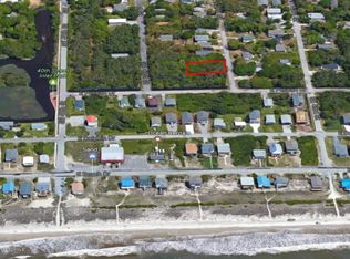 13 SE 42nd St #L, Oak Island, NC 28465