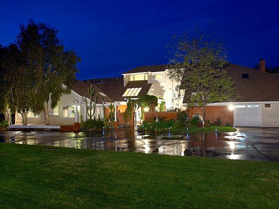 Front caption of the house