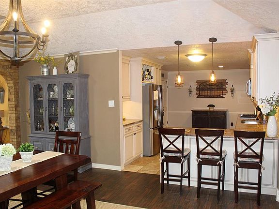 5th image of 1517 Washington Dr