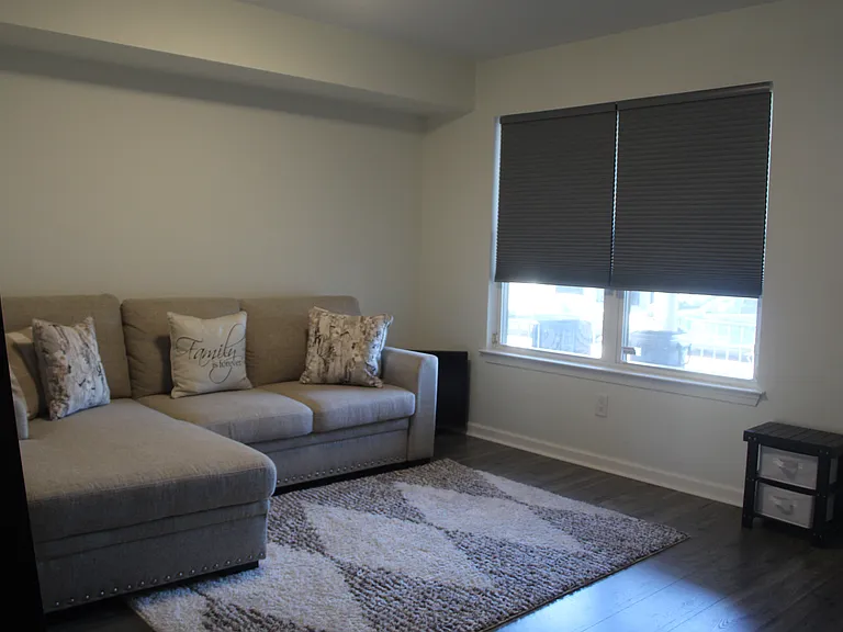 1322 N Hancock St — Photo 12