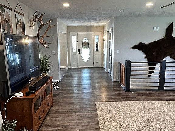 5th image of 30 Ponderosa Dr