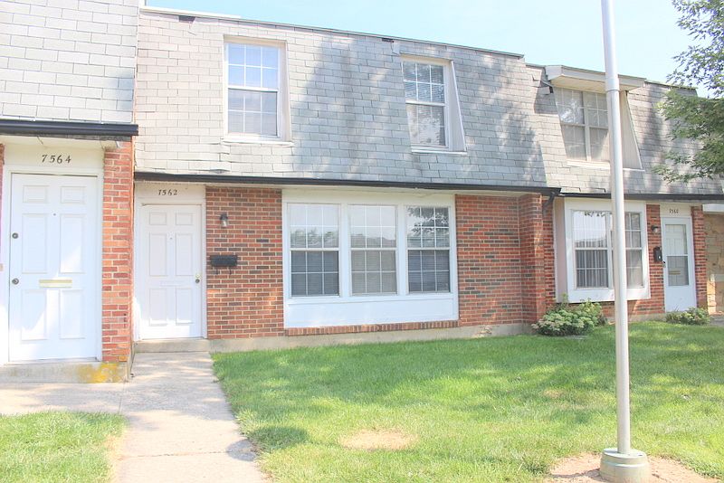 1st image of 7562 Mount Whitney St