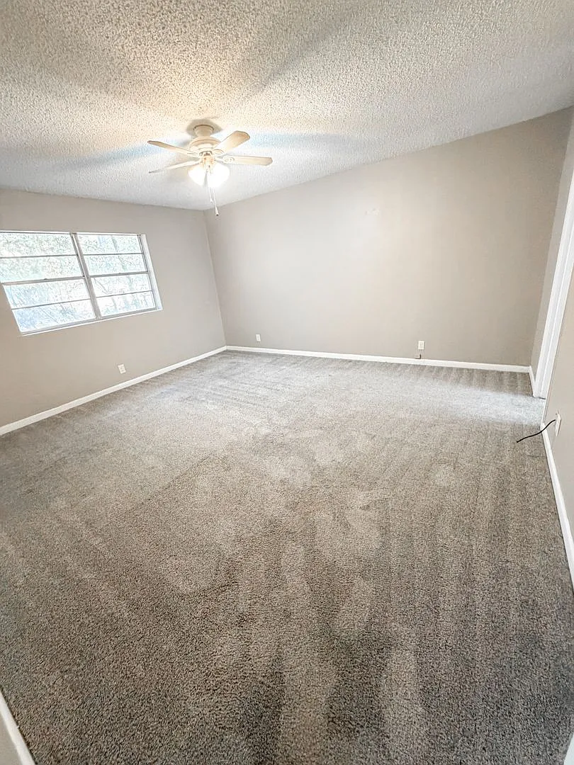 3/2 in Central Longview — Photo 4