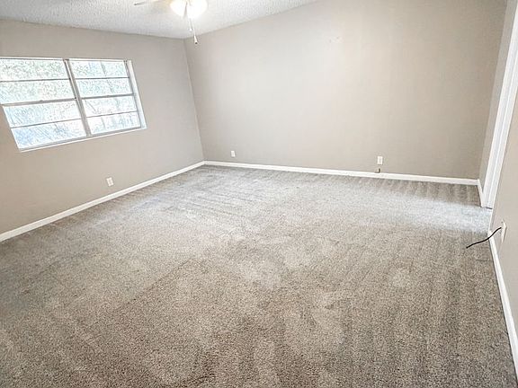 4th image of 1210 Le Duke Blvd