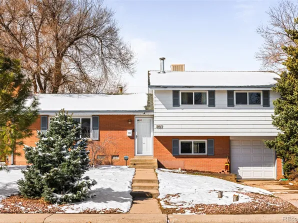 897 Elkhart Street, Aurora, CO 80011