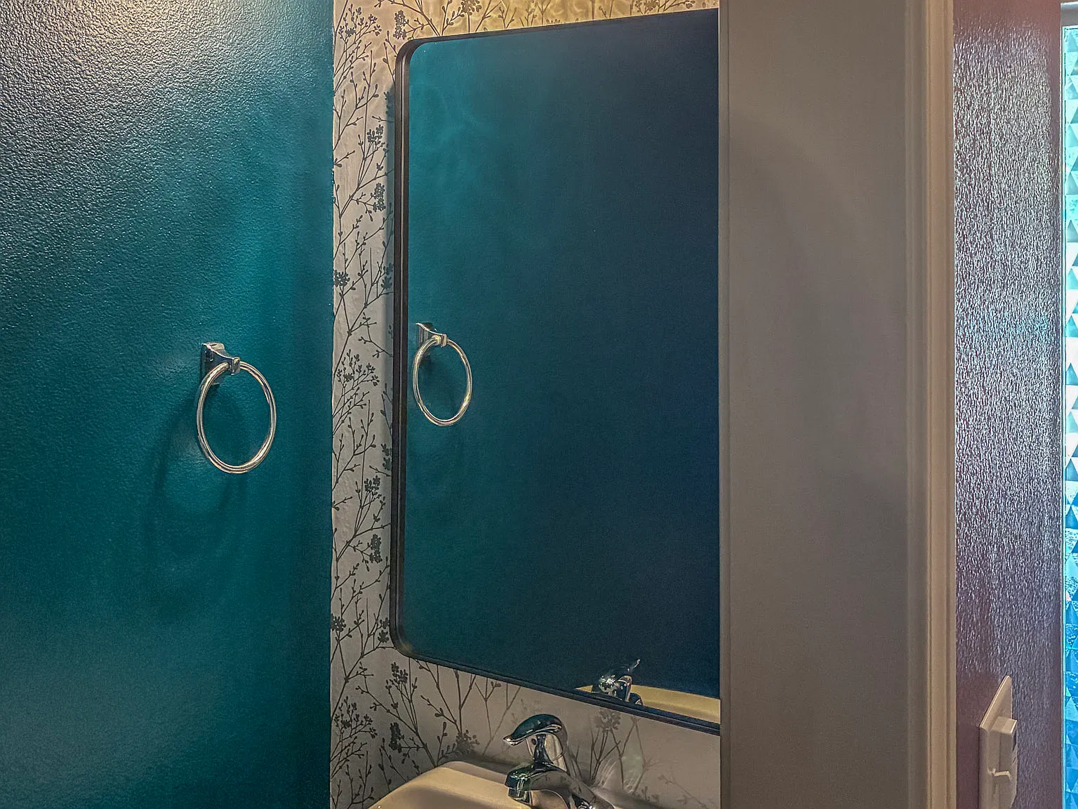 3 bed, 2.5 bath, 1388 sqft, $2,395 — Photo 4