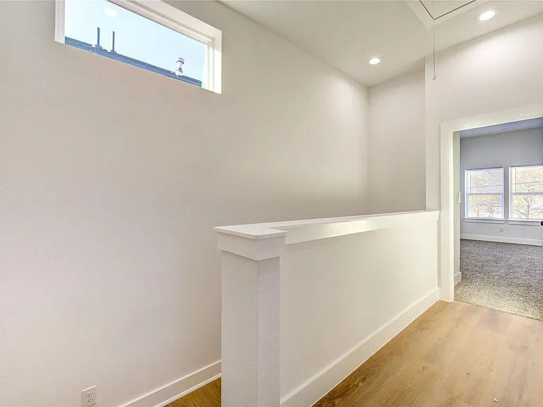 1217 Dewalt St — Photo 19