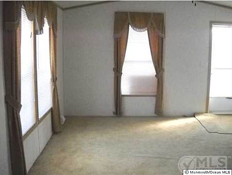5th image of 254 Lakewood Rd Unit 217