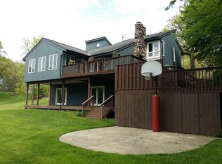 1803 Cassandra Ln, McHenry, IL 60051