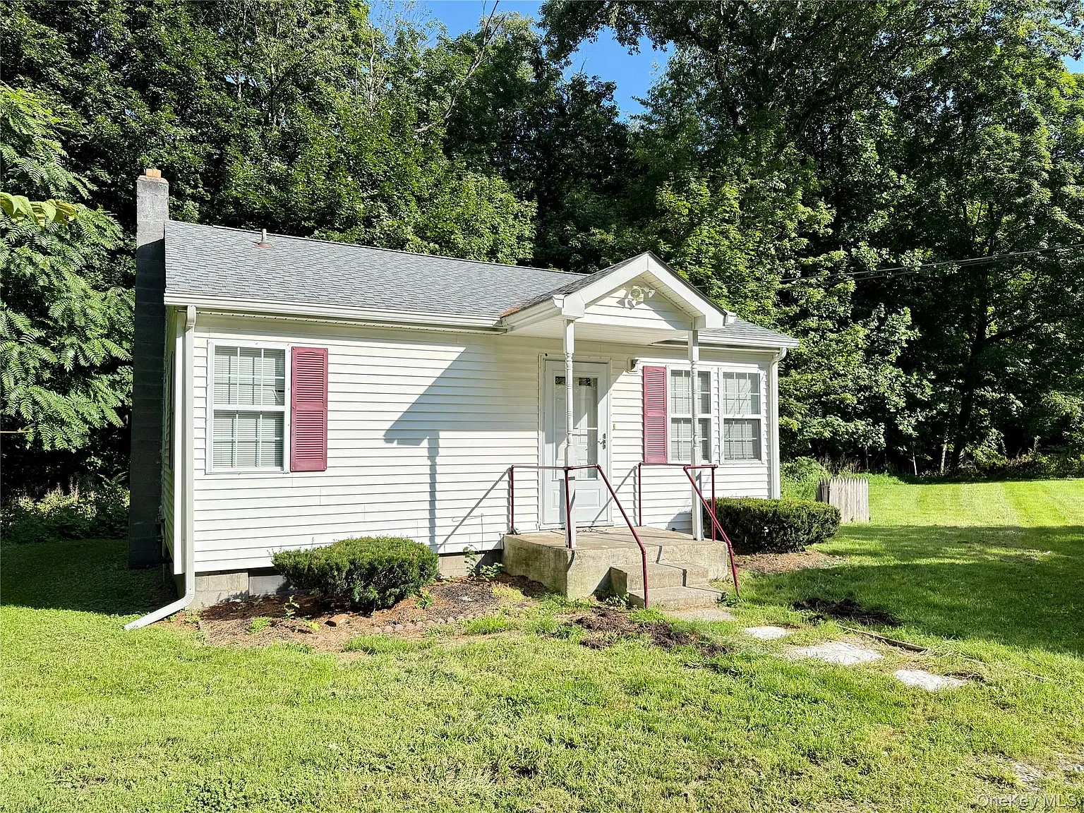 2 bed, 1.0 bath, 800 sqft, $2,200 — Photo 2
