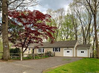 90 Valeview Rd, Wilton, CT 06897
