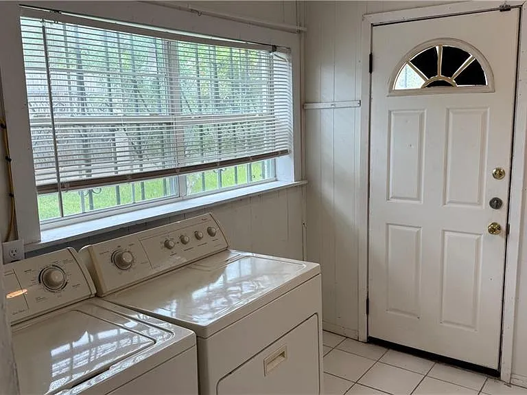 1009 S Missouri Ave — Photo 29