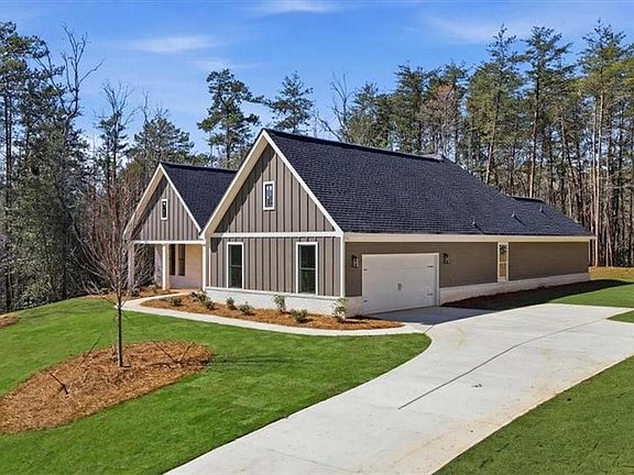 3rd image of 125 Scarlett Pippin Dr
