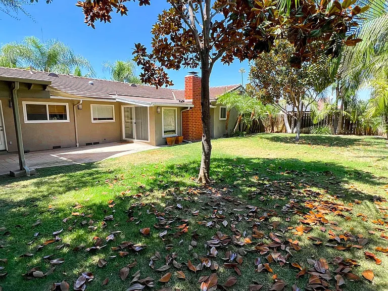 5635 Urban Dr — Photo 8