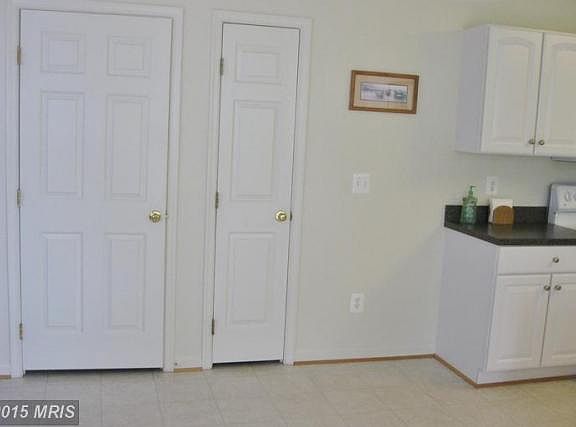 5th image of 377 Harper Dr